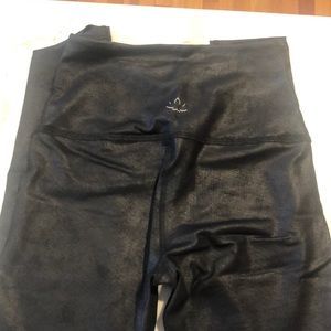 Beyond Yoga Leatherette Leggings. Black, size small. Perfect athletic wear.